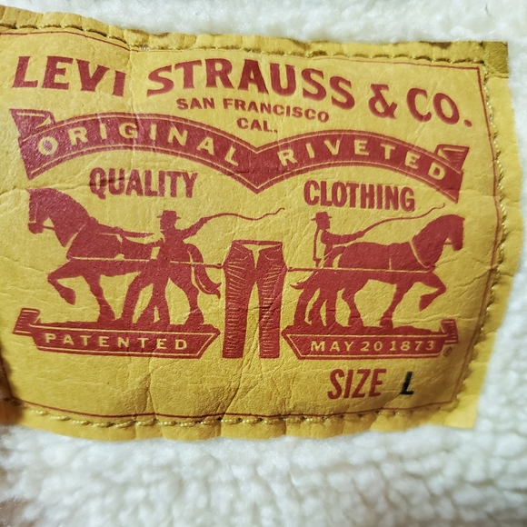 Levi Trucker Jacket - Picture 2 of 3